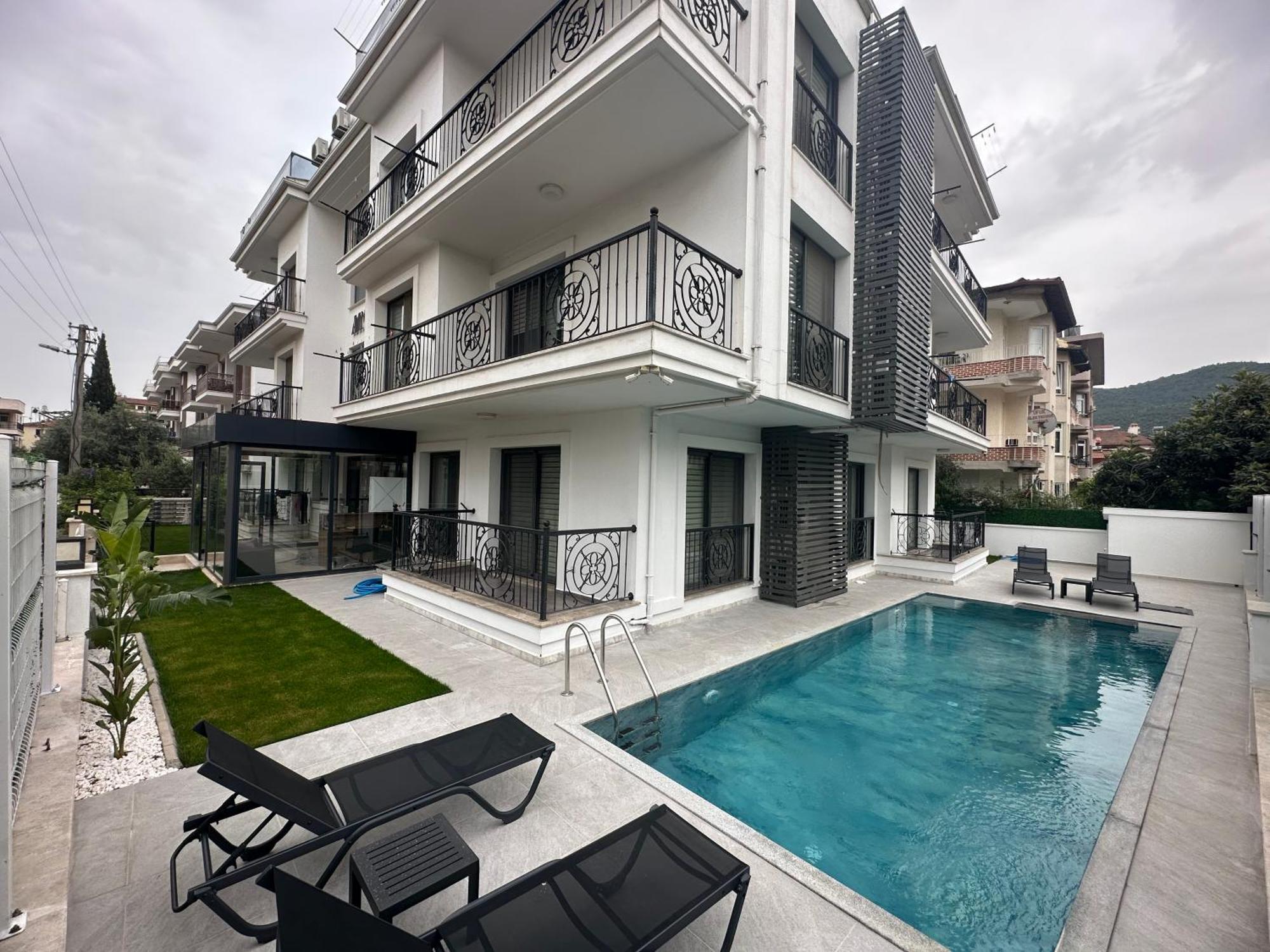 Arti̇M Apart Hotel 페티예 외부 사진